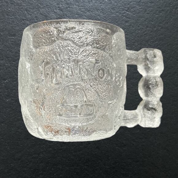 Set of two Flintstone McDonald Mugs from 1993 - Picture 2 of 11